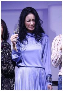 ​王菲唱歌跑调越来越厉害，不光岁数大的原因，老梁四个字说透彻！