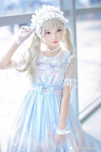 ​Lolita装扮的双马尾小萝莉 网友：多希望有个这样的妹妹呀