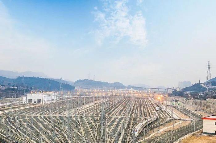 贵阳客车站、高铁站、机场公交线路大全, 太详细了!