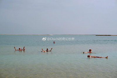 ​死海位于以色列、巴勒斯坦和约旦三地交界处