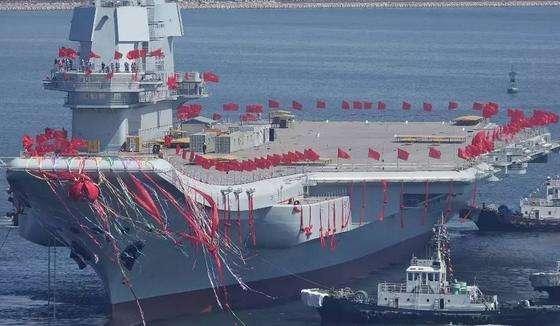 为何要建设强大海军？多年前一艘中国潜艇离奇沉没，70名官兵罹难