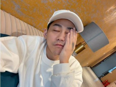 ​携美女一同回家，苏醒发文回应：这次不行，等一段新恋情吧