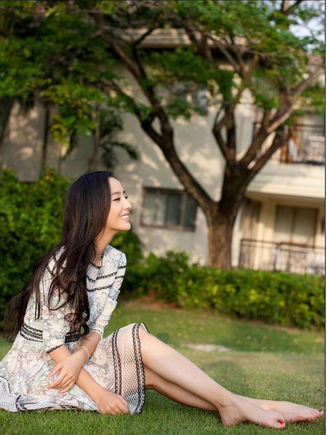 精选女明星美足第十四期