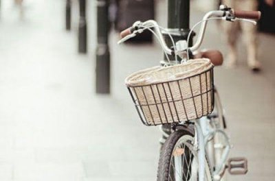 ​描写现代美女的句子61句