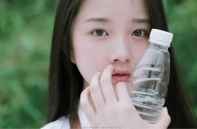 ​悲伤的说说短句：期望有多重，失望就有多痛。