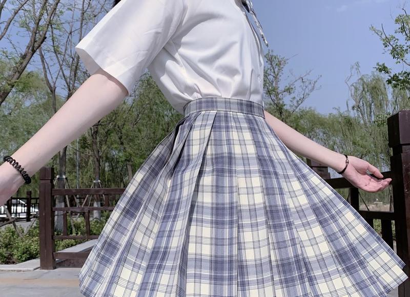 恋爱中(恋爱中的情话短句) 恋爱中(恋爱中的情话短句)