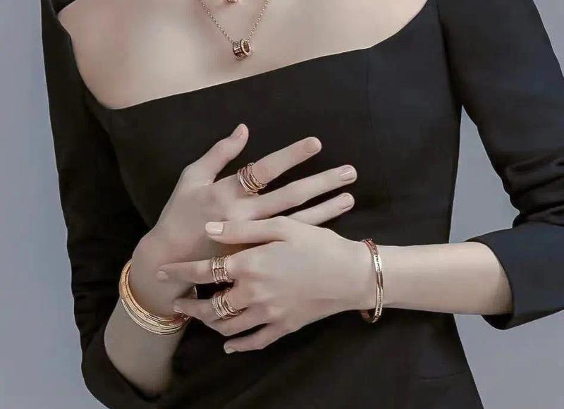 爱一个的表白的情话(送给男朋友英文情话) 爱一个的表白的情话(送给男朋友英文情话)