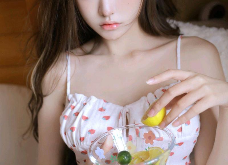 撩女朋友聊天话题(高情商撩妹100句情话)