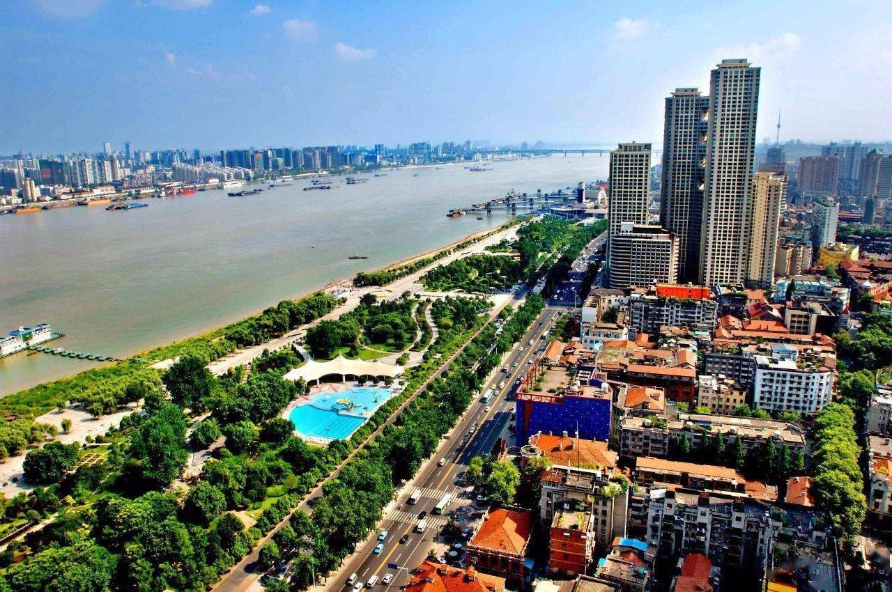 全国gdp前十大城市（中国gdp最高的城市排名）