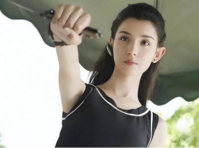 ​从“敦煌飞天神女”到“蜡烛门”风波：哈尼克孜为何被娱乐圈唾弃