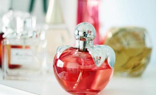 一本正经的沙雕文案