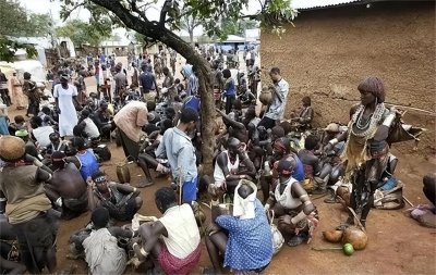 ​非洲真正的丧尸人：每天吸食胶水续命，易爆易怒像是中毒般