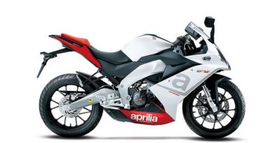 ​阿普利亚GPR150，最强钢炮，骑这个车还没妹子，就考虑自己的颜值