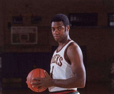 ​NBA球衣号码代表人物之“1”号——“大O”罗伯特森