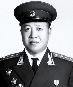 战神团长范天恩率部擅自赶至战场,却打出永载史册的松骨峰阻击战