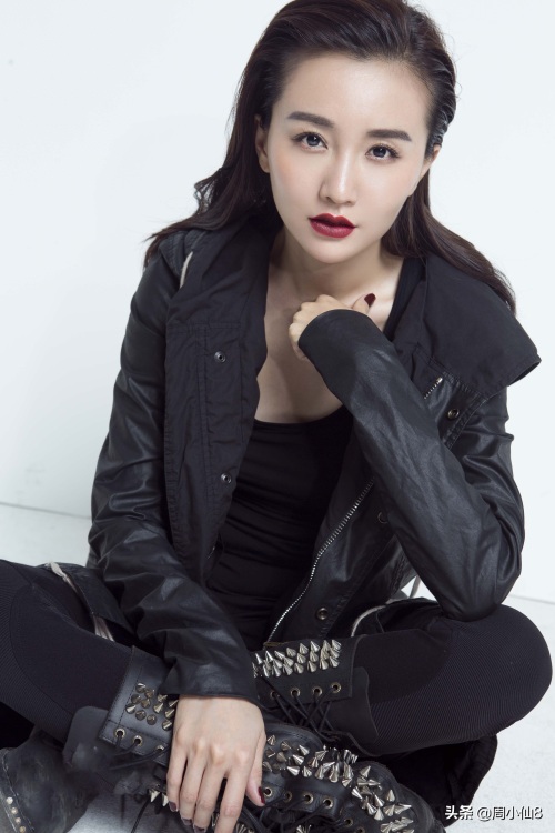 武笑羽,影视女演员,出演《失恋33天》、《复婚前规则》等作品