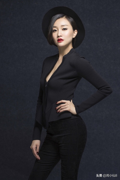 武笑羽,影视女演员,出演《失恋33天》、《复婚前规则》等作品