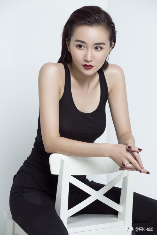 武笑羽,影视女演员,出演《失恋33天》、《复婚前规则》等作品