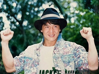 成龙2025风云录:从“天下男人都会犯的错”到股市“功夫之王”