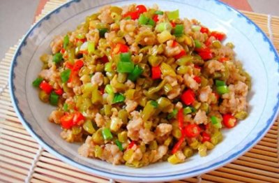 ​腌酸豆角，只放盐容易坏，母亲教我5招，又酸又脆，吃一年不坏