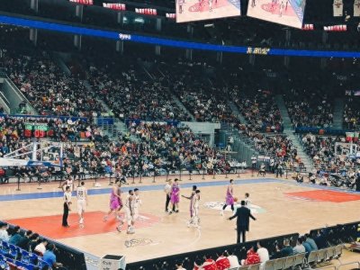 ​CBA常规赛接近尾声：辽宁与新疆领跑，季后赛争夺激烈