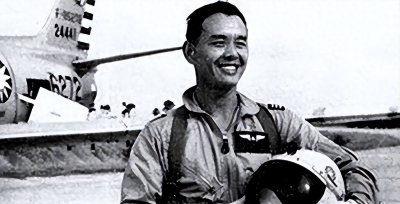 台湾飞行员徐廷泽,驾机回归大陆获得2500两黄金,后来结局如何?