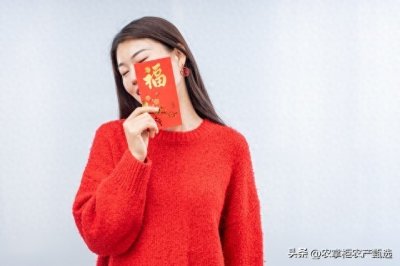 龙年本命要穿红,穿红还得“老三样”,哪三样?看看哪天穿合适