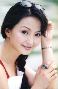 “最美香妃”刘丹:在25岁车祸离世,一舞引蝶成为不可超越的经典