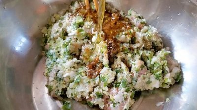 ​我家就爱吃黄瓜馅饺子，比韭菜白菜还鲜美，好吃长不胖！