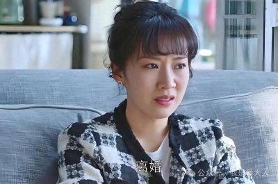 《都挺好》:为100万去非洲工作的苏明成跟朱丽复婚有望