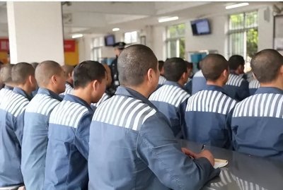 服刑人员在监狱里的真实状态是怎样的?