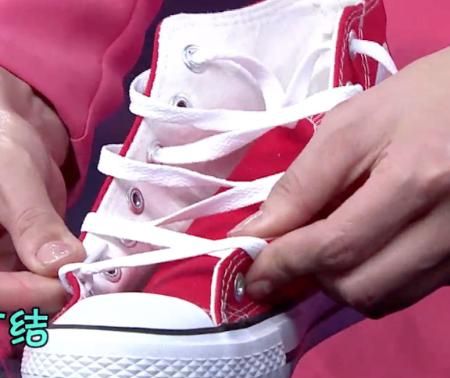 高帮鞋怎么穿,高帮鞋应该怎么穿,白色的,有鞋带?图6