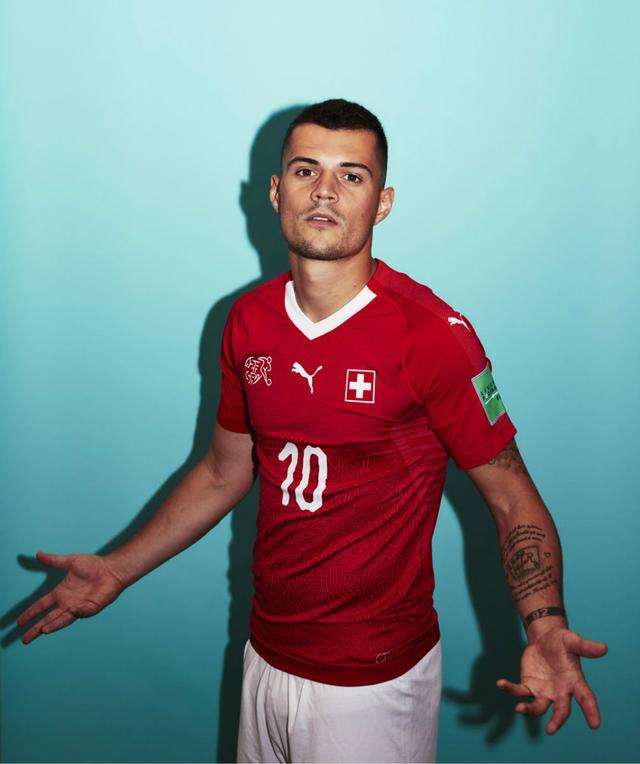 球星壁纸三球(图集世界正式打响)(13)