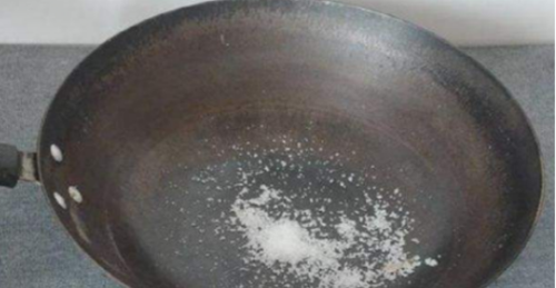 不粘锅用后锅里面变黄