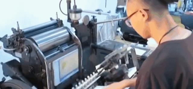 清华大学又双叒火了!一张录取通知书惊艳到哭!网友:买一张行不