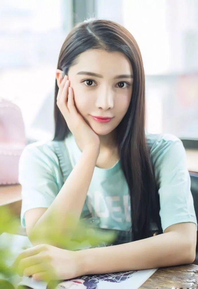 女星裸坠身亡，杨旭文还能洗清吗？