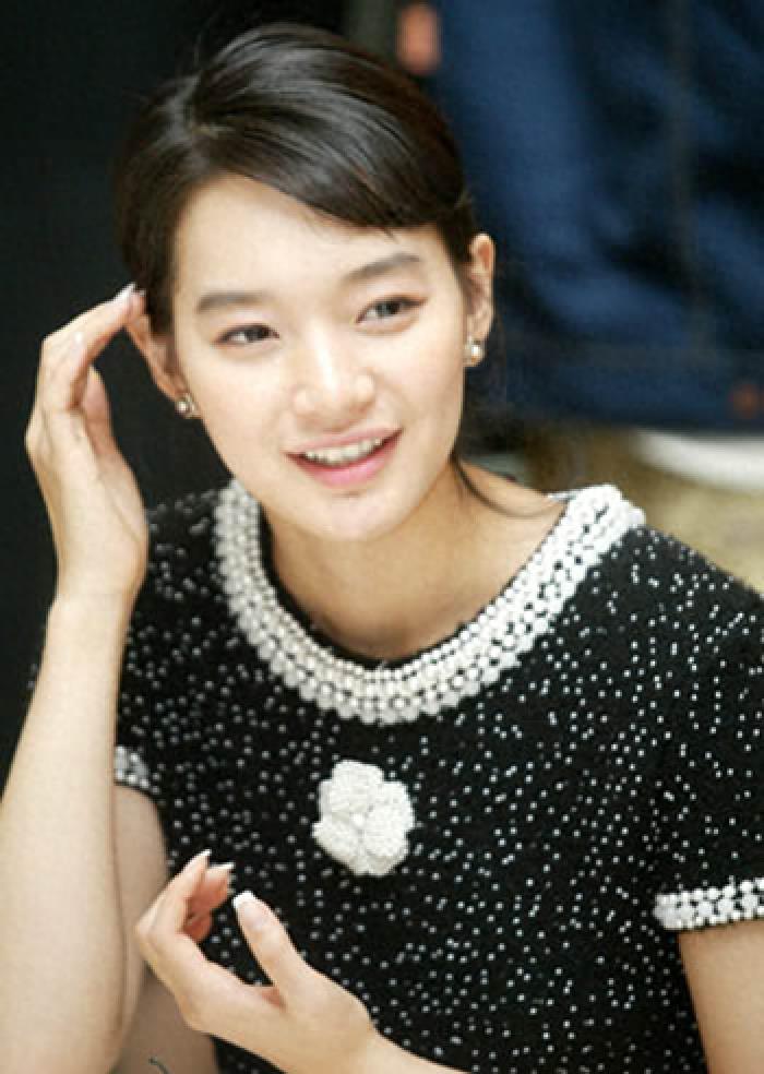 韩国知性美女申敏儿