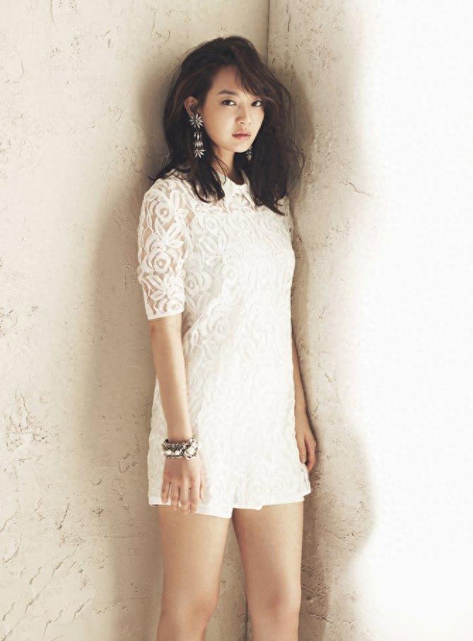 韩国知性美女申敏儿