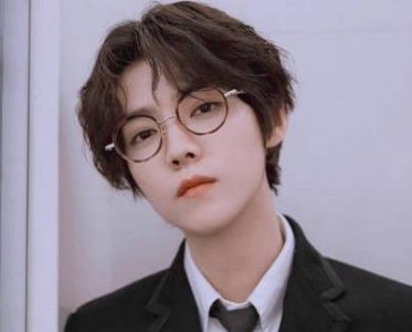 ​鹿晗毕业于哪所大学（鹿晗还红的起来吗）