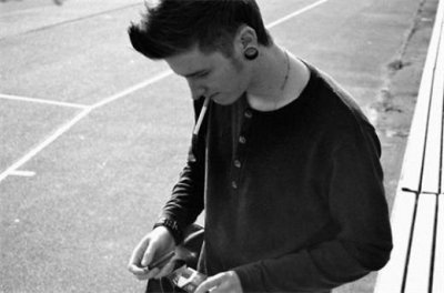 ​赞美老王的句子50字 赞美老师的句子200字