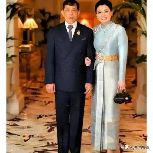 ​泰国国王玛哈72岁仍热恋，难道爱情真的不分年龄吗？