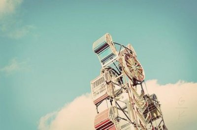 孩子在雪中玩耍的句子(小孩子玩耍的情景句子)