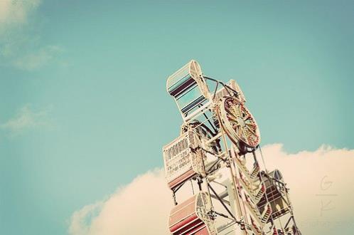 孩子在雪中玩耍的句子（小孩子玩耍的情景句子）