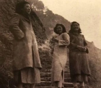 ​女中豪杰李青林