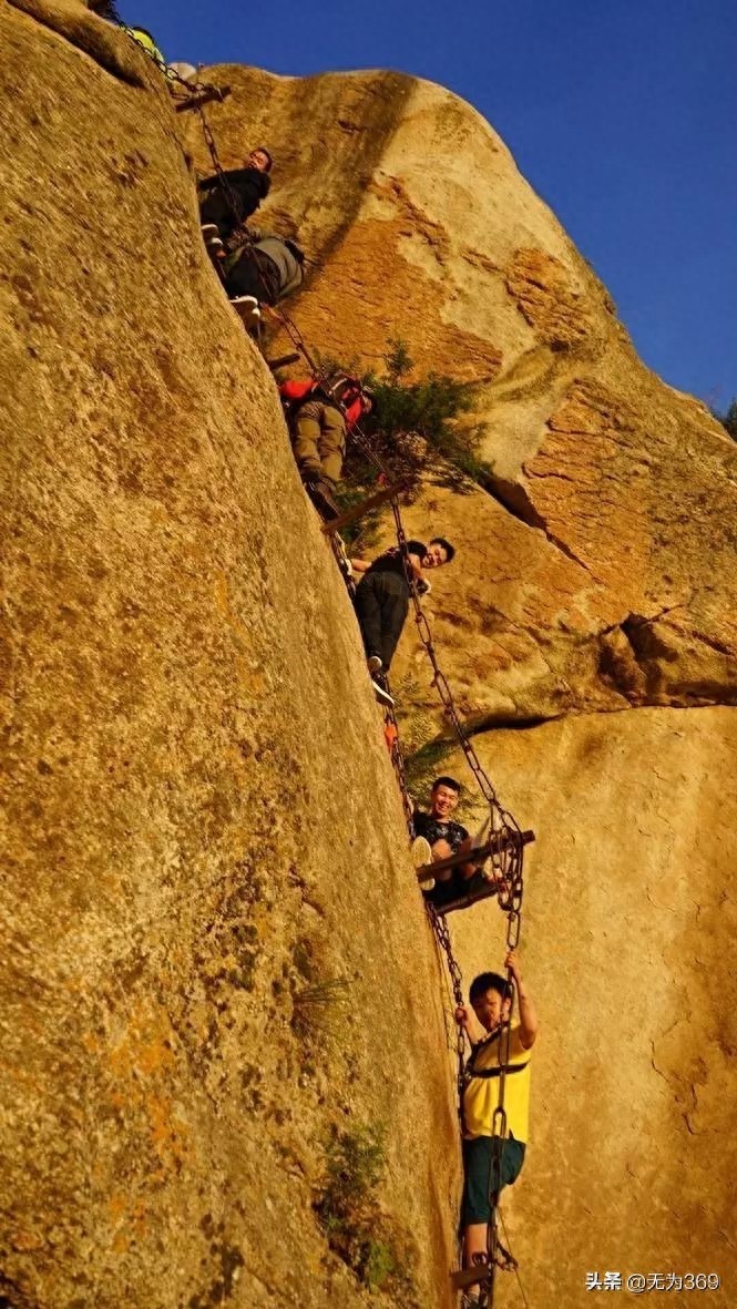 西岳华山惊险之最（五）：鹞子翻身