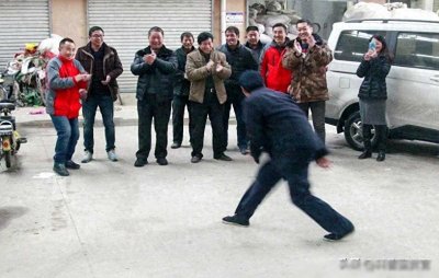 ​一出手非死即伤，“疯狗拳”威力有多大？为啥没人敢上门踢馆？