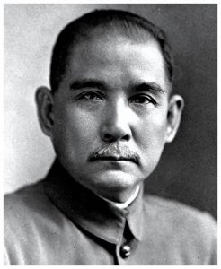 ​1925年，孙中山临死前念叨要睡地下，小妾陈粹芬：他没忘了我