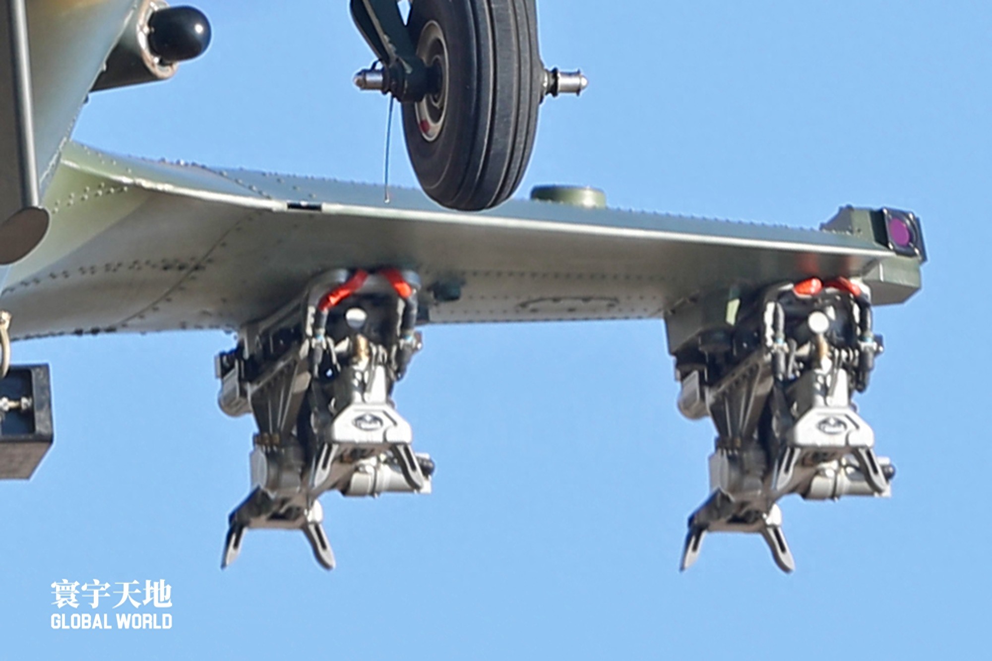 高清组图：武装直升机精品之作，直10威武霸气，成就树梢高度杀手