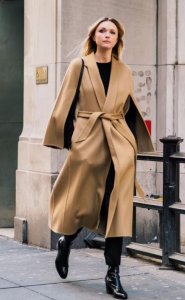 ​毛呢大衣不吃香了！现在流行“羊绒大衣”，学会这样搭配，很显贵