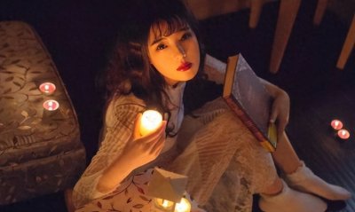 ​当女人有以下小动作时，其实是在勾引你，别傻傻不懂错失了桃花运